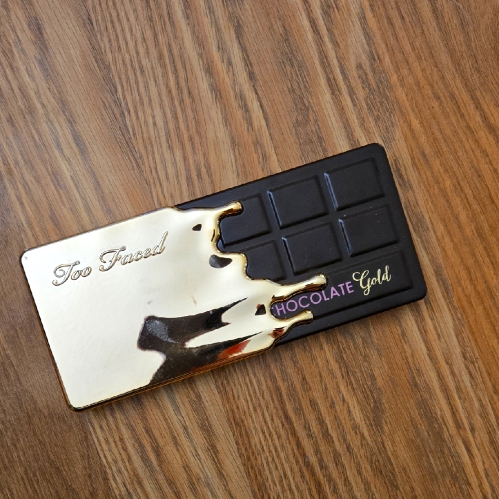 Too Faced Chocoalte Gold Palette